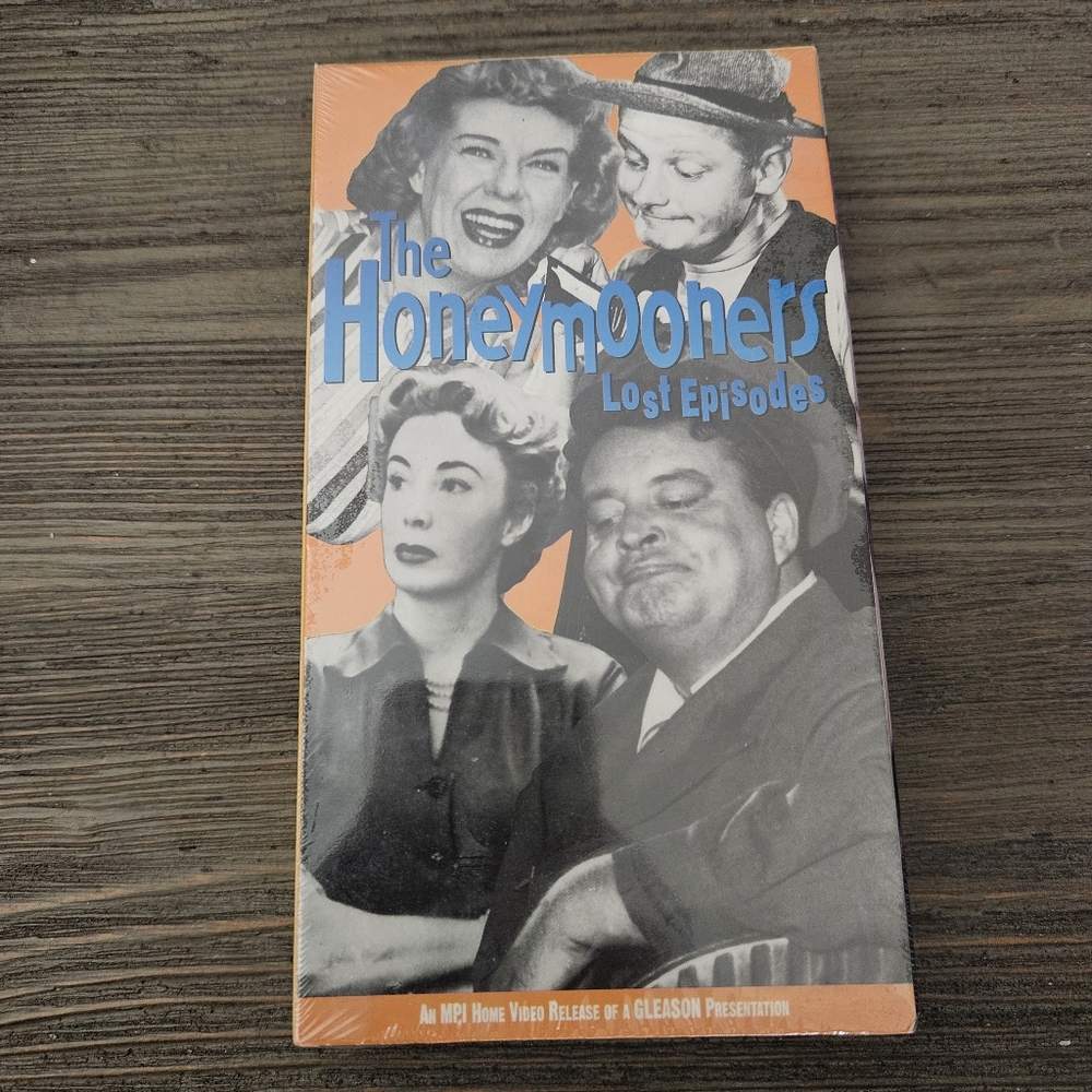 VTG The Honeymooners Lost Episodes VHS